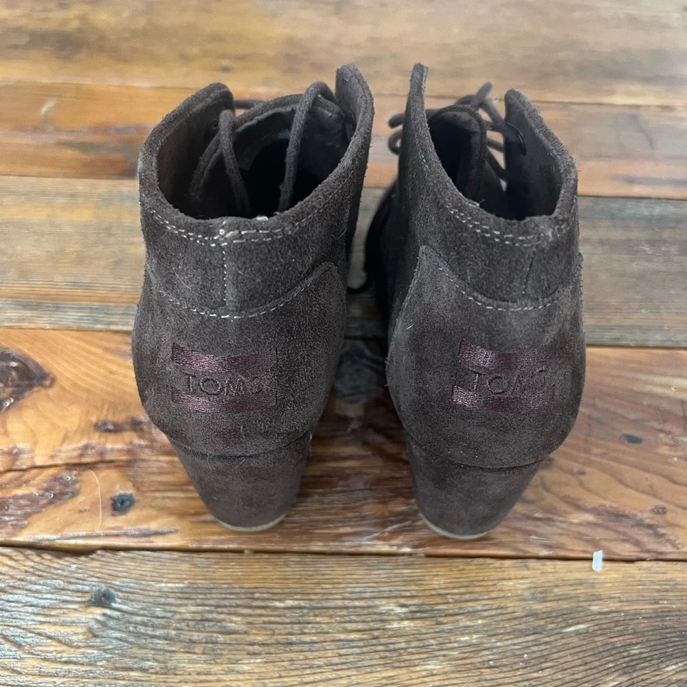 TOMS Suede Wedges - Picture 6 of 6